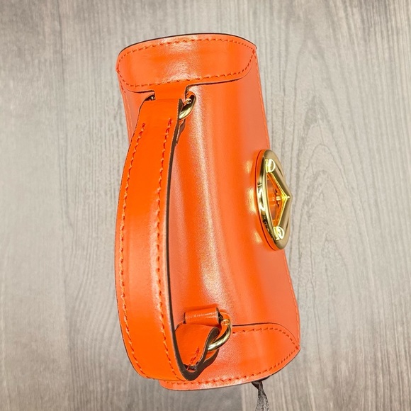 VALENTINO BY MARIO VALENTINO
Bibi Retro Leather Small Shoulder Bag - Picture 9 of 12